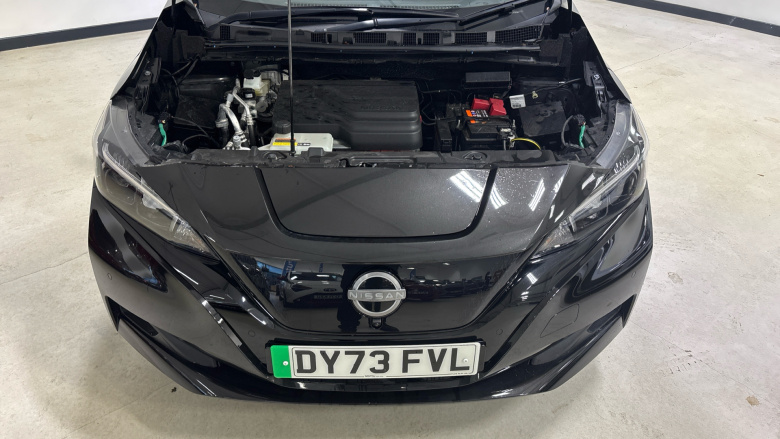 Nissan LEAF 110kW N-Connecta 39kWh 5dr Auto Electric Hatchback